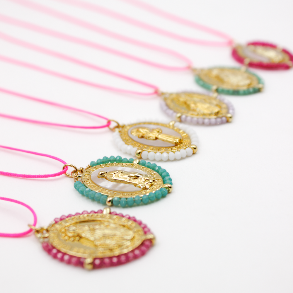 Collier cordon madones perlées Emma